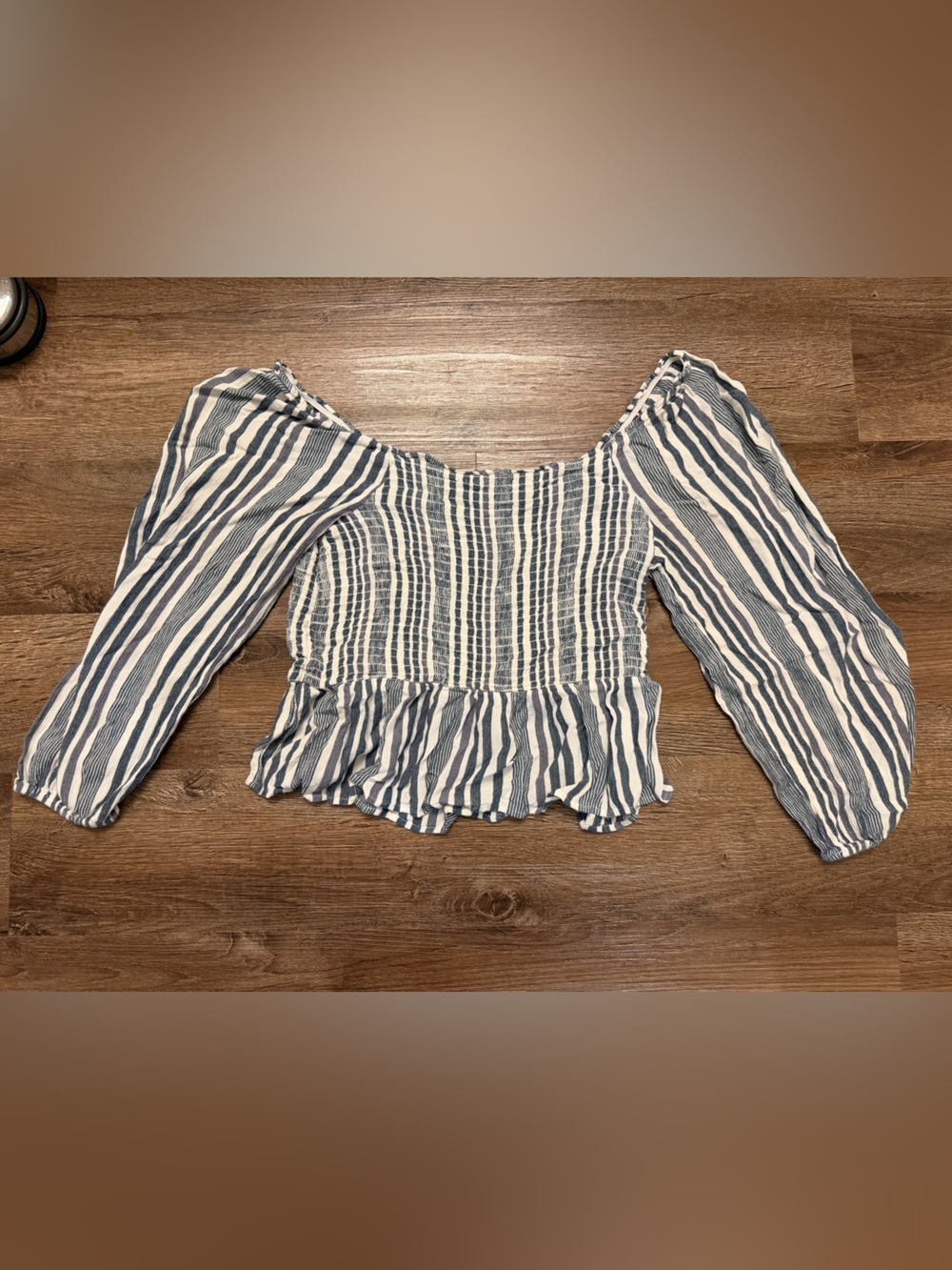 American Eagle Top Women’s L Smocked Long-Sleeved Dark Navy Blue White Boho